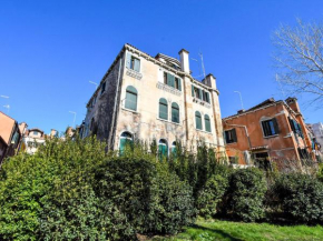 Apartment Casanas-1 by Interhome Venedig